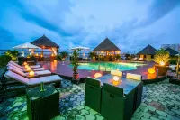 Hotel Bon Voyage - Water Park