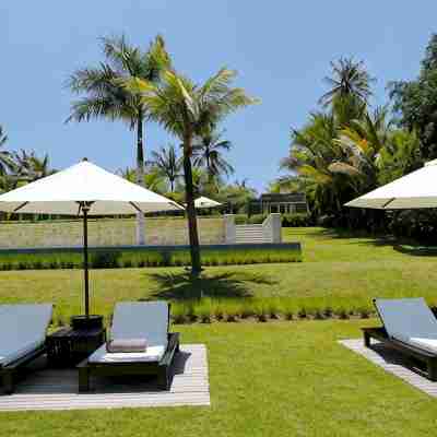 The Lombok Lodge Suites & Private Villas Hotel Exterior