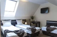 Villa Pallas - Bed and Breakfasts
