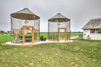 The Eby Farm /Newly Renovated, Modern, Peaceful 5 Bedroom & 5 Bath / Hot Tub - 4-Star