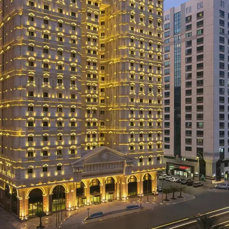 Royal Rose Abu Dhabi, a Curio Collection by Hilton Affiliated Hotel