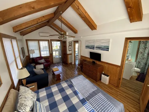 Charming Lakeview Cottage. Private Access. Two Paddleboards Provided. - 2-stjärniga