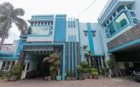 Hotel Asri