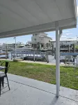 Charming 3-bedroom house in Hudson fl waterfront  with WiFi and AC