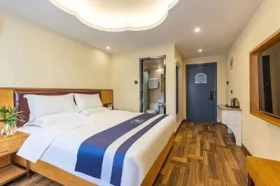 Home Inn Rui Bo Cloud Hotel (Hefei Huaihe Road Pedestrian Street Yintai Center Store) Hotels in Hefei