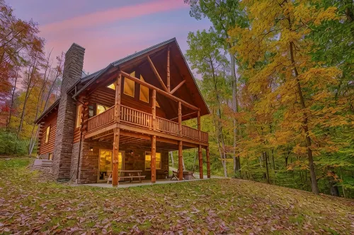 Hannah's Hideaway cabin at Trickle Creek - Hot Tub