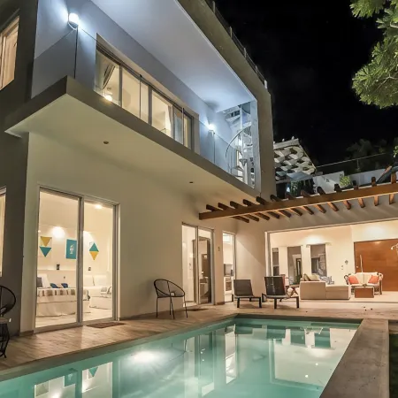 GRAND VILLAS ~ Private Chef, 2 Pools & Concierge