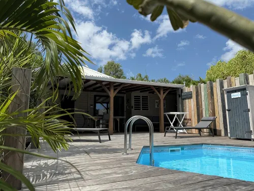 Villa ATOLA with swimming pool 800m from Le Diamant beach in Martinique. - 3-Star