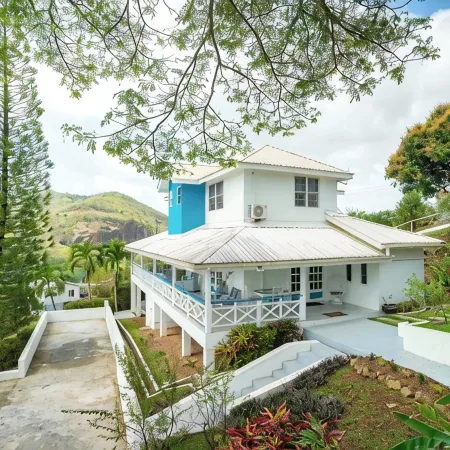 Truly a "Beach House 'N' Paradise" Saint Lucia W.I