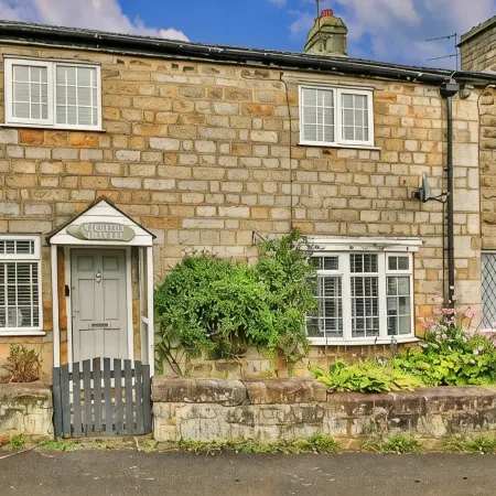 Entire 3 Bed Yorkshire Cottage, Harrogate.