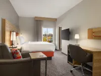 Candlewood Suites 科拉爾維爾愛荷華市 IHG - 2 星級