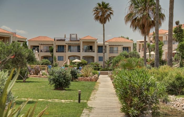 Villa Elias 3BR with Jacuzzi & Pool