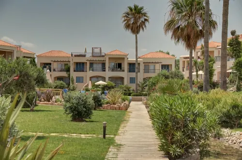 Villa Elias 3BR with Jacuzzi & Pool