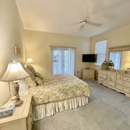 400 yards to Siesta Key Village, 800 yard To The public Beach Access 2 and 7.