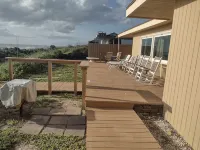 Direct Oceanfront & Private, Dog Friendly, 2Br House, July/August Availability. - 4-Sterne