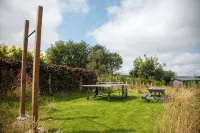 Luxury Shepherds Hut with Bath