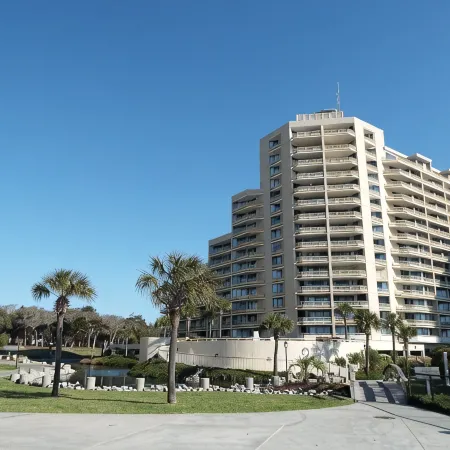 Gorgeous 3 BR/3BA Oceanfront 12th Floor condo w/ amazing views!