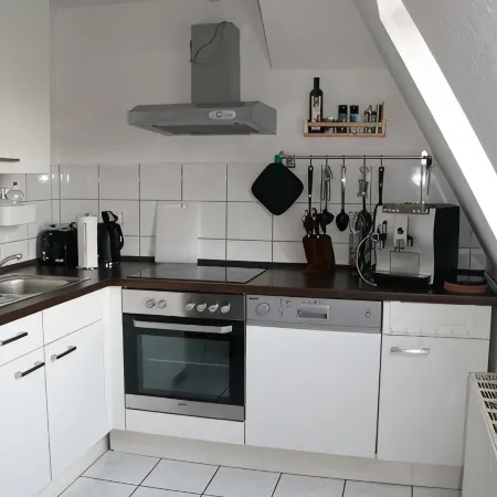 Voll Eingerichtetes Zentrales Apartment für Lange und Kurze Aufenthalte