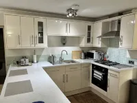 One bed cosy flat short walk  to Exeter centre
