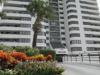 Fabulous Oceanfront 2/2 at Horizons - สระว่ายน้ำส่วนตัว