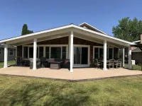 Beautiful Home with Many Activities (15mins from DOW Gardens and Whiting Forest) Hotels in Gladwin County