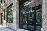 FREE PARKING NY Style Condo in Exchange District Hotels in 