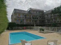 Studio Quiberon, with terrace, sleeps 4 - Swimmingpools