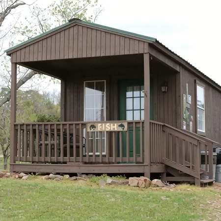 Fish Cabin at Mountain View Retreat Отели в г. Латимер Каунти