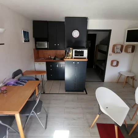 Studio Quiberon, with terrace, sleeps 4