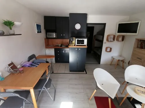 Studio Quiberon, with terrace, sleeps 4