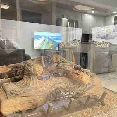 Large modern home, perfect for large groups. Minutes from the strip. Others