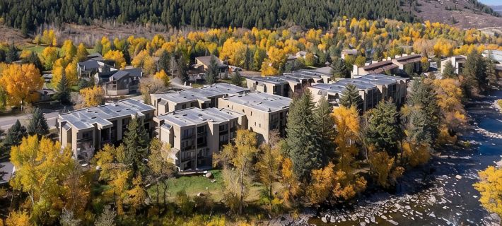 Riverfront 2BR2BA Condo. Sauna, Pool & Hot Tub. Minutes to Vail & Beaver Creek. Hotels in Eagle-Vail