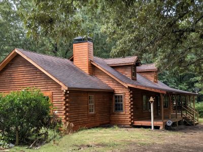 Cabin Bliss - Just 1 Mile from Lake Lanier / 5 Acre / 5 BR with Hot tub