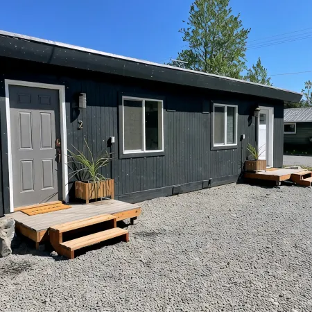 Sunny apartment in the heart of Kenai