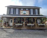 Modern cabin with hot tub, 60 acres with elk views, at the top of Winslow Hill - 4-Star