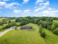 Close to the Ark! Incredible views on 10 private acres w/ firepits! - 4-Sterne
