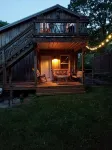 Private Upper Room w/large soaking tub/shower with view of 7 Sisters Mountains! - 3つ星