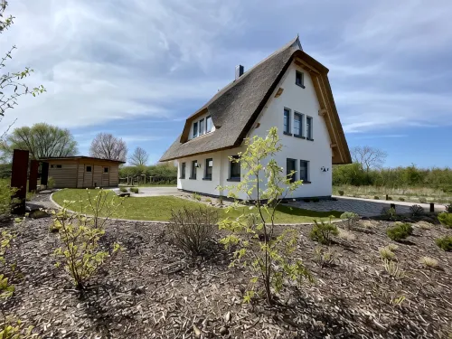Holiday Home - Enjoy Rügen`s coast in the new maritime country house! - Wifi