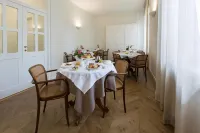 Hotel Le Case dei Conti Mirafiore - servizio colazione