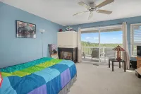Sea-Renity at the Shore Secluded Oceanfront Luxury Home July 4 Available