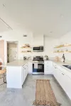 Private Guest House with Full Kitchen, 30 minutes to L.A Beach - 4-Star