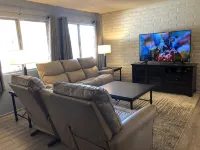 Cntrl Tucson Home, Salt Water Pool, Hot Tub, Bike Path, 3mi to UofA TPT 20128463 - สระว่ายน้ำส่วนตัว
