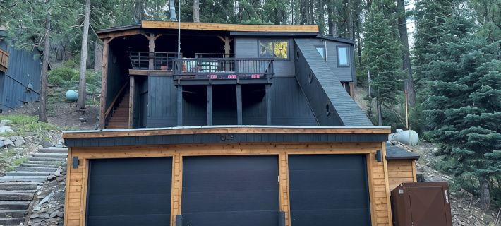 Cozy Cabin in Olympic Valley, Next to Palisades Resort & Tahoe City Hotels in Olympic Valley
