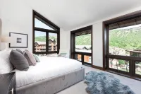 The Ultimate Summertime Luxury Penthouse Retreat in Snowmass Base Village!