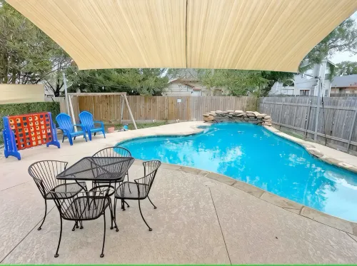 Pool House near Downtown Round Rock
