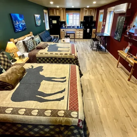 Cedar Mountain - Suite E