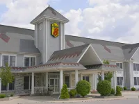 Super 8 by Wyndham Brooklyn โรงแรมในแจ็คสัน