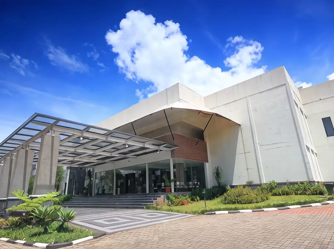 Puncak Raya Hotel - Bogor