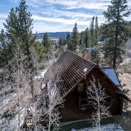 Cabin close to the Lake, Sleeps 8