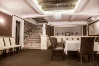 Dem Hotel - breakfast